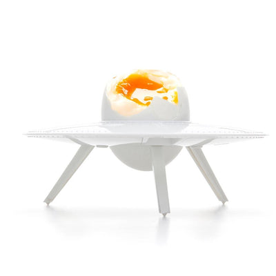 EGG 51 | Egg cup from outer space - - Monkey Business Europe