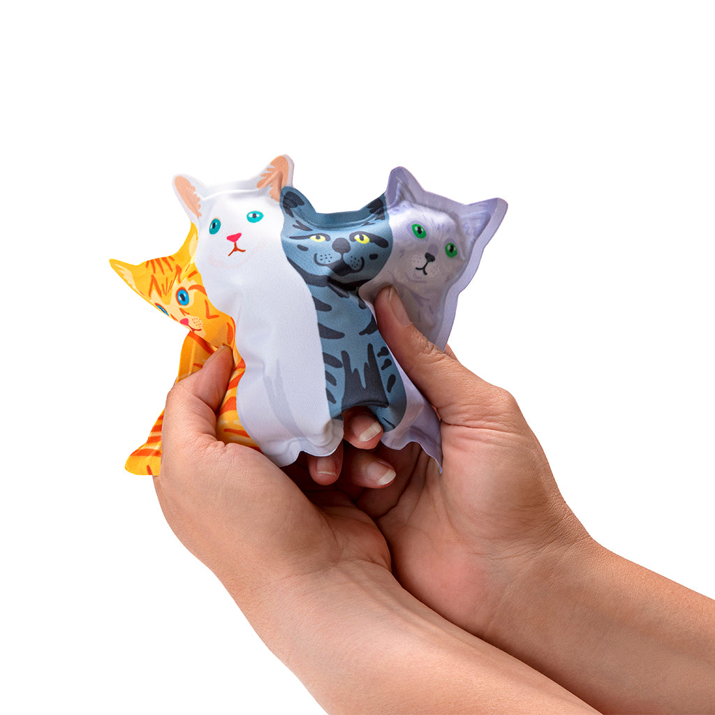 Illustrated  kittens cooler for lunchbox or baby bottles by Monkey Business